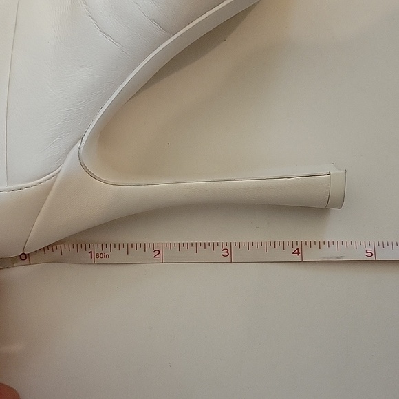 CHANEL white heels- size 39 - Picture 11 of 11